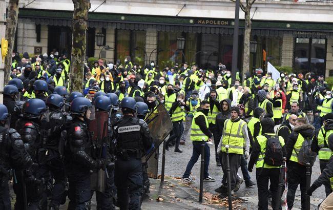 В столице Франции оценили убытки от массовых протестов