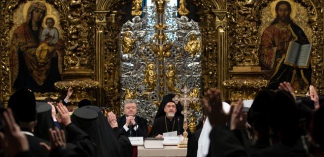 Порошенко призвал все православные церкви мира признать ПЦУ