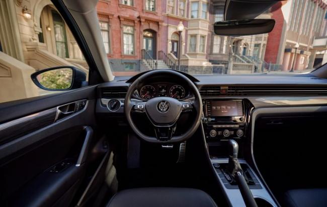 Внешность нового Volkswagen Passat полностью раскрыта (ФОТО)