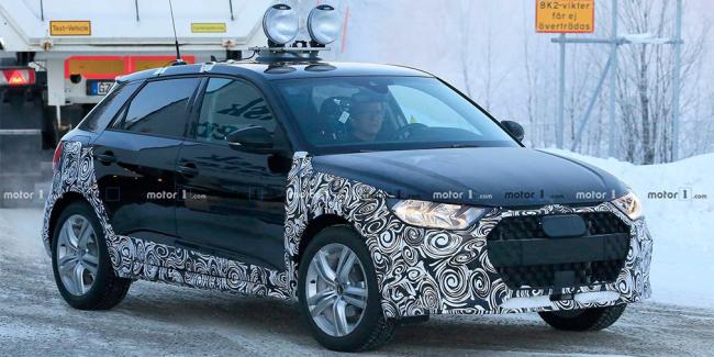 Audi вывела на тесты вседорожную версию хэтчбека A1