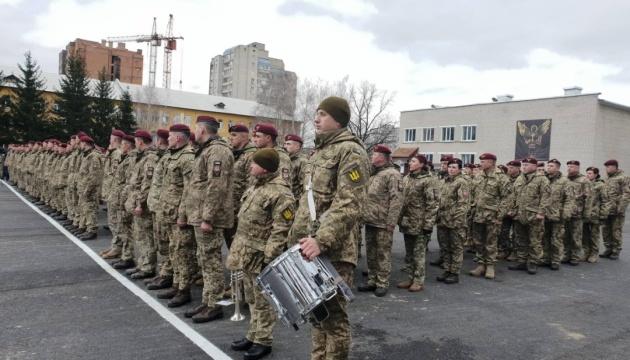 "Украине нужно высокоточное ракетное оружие повышенного радиуса действия", - Порошенко