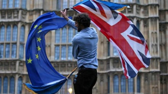 ЕС рассчитывает, что Британия решит отложить Brexit