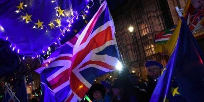 Правительство Британии намерено провести третье голосование по Brexit в пятницу