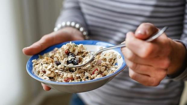 Пропуск завтрака чреват развитием сердечно-сосудистых заболеваний