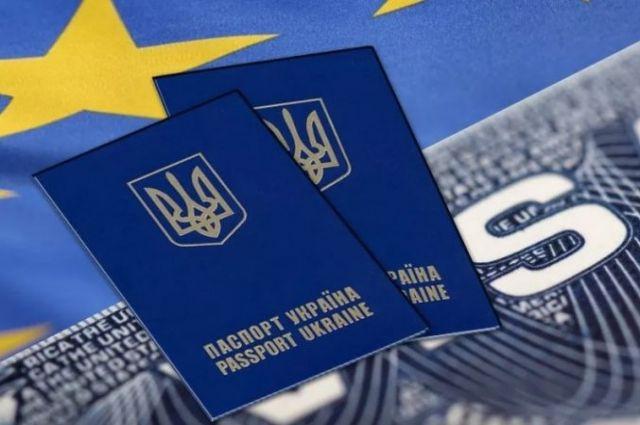 Посол ЕС не видит причин для отмены безвиза с Украиной
