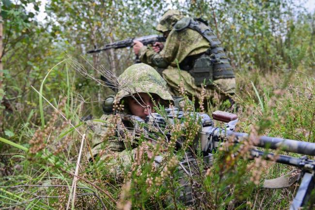 Генштаб: 82 тыс. российских военных находятся на Донбассе, в Крыму и вдоль границы с Украиной