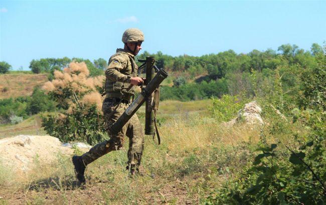 На Донбассе в четверг один военный погиб и еще один ранен