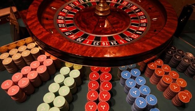 Кабмин предлагает установить специальные игорные зоны для казино