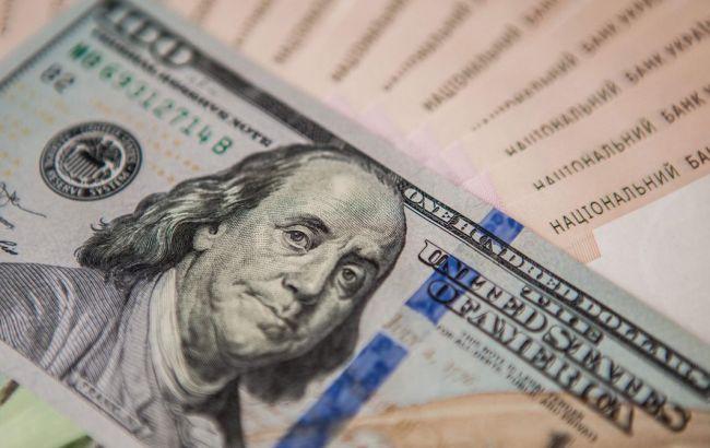 Эксперты прогнозируют дальнейшее снижение курса доллара