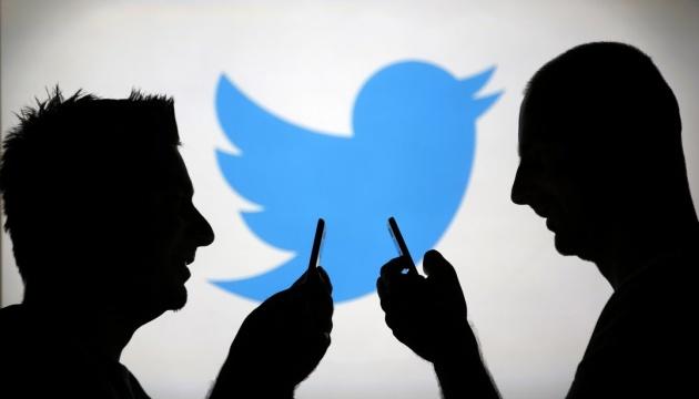 Хакеры взломали личные сообщения 36 знаменитостей в Twitter