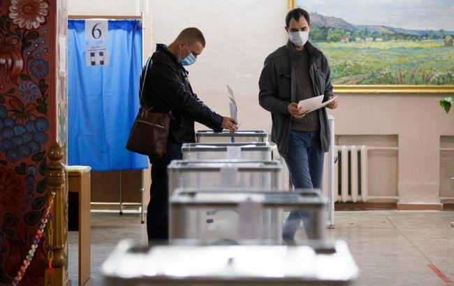Местные выборы: подсчет голосов завершили на участках в шести областях