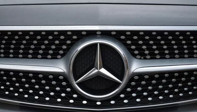 Mercedes отзывает почти 1,3 миллиона авто