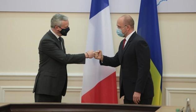 Украина и Франция подписали четыре соглашения на более €1,3 миллиарда