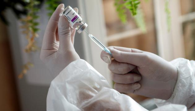 Минздрав Украины готовит полный перечень противопоказаний к вакцинации от коронавируса