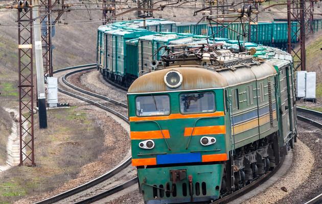 "Укрзализныця" запустила 58 поездов по новому графику