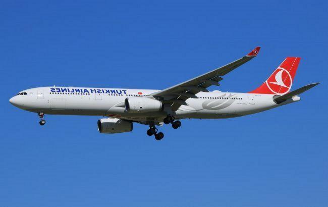Turkish Airlines разрешила вернуть билеты на рейсы в Украину
