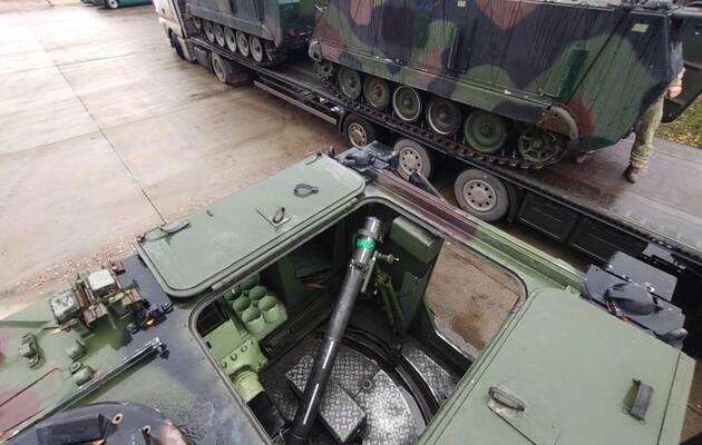 Украина получила от Литвы 12 бронетранспортеров М113 и боеприпасы