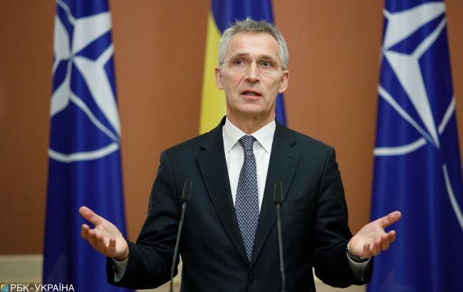 Столтенберг призвал страны ЕС и НАТО усилить помощь Украине