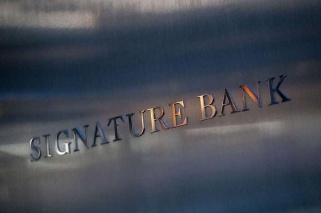 Третье по величине банкротство в истории США: вслед за SVB закрыли популярный среди криптокомпаний банк