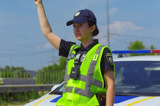 Кабмин расширил права полицейских при осмотре и конфискации авто