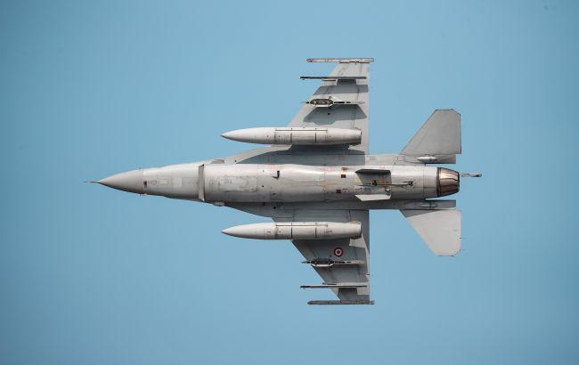 Когда Украина может получить F-16 и сколько самолетов нужно: ответ Воздушных сил