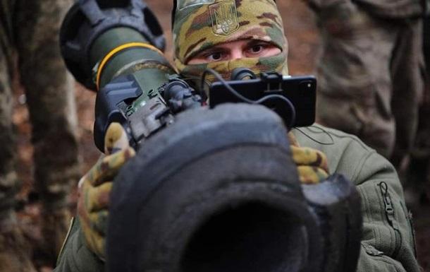 Львиная доля средств на военную помощь Украине остается в США - СМИ