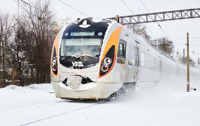 УЗ запустит новые поезда в Карпаты на зимние праздники