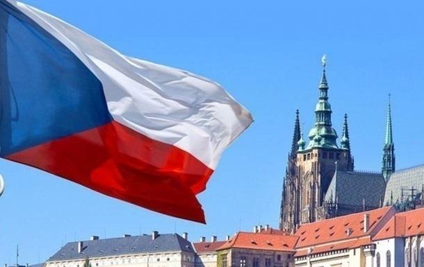 Чехия полностью запретила выдачу виз гражданам РФ и Беларуси