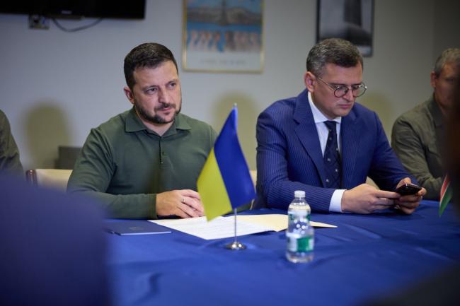 Журналисты назвали причину, почему Зеленский решил уволить Кулебу Журналисты назвали причину, почему Зеленский решил уволить Кулебу
