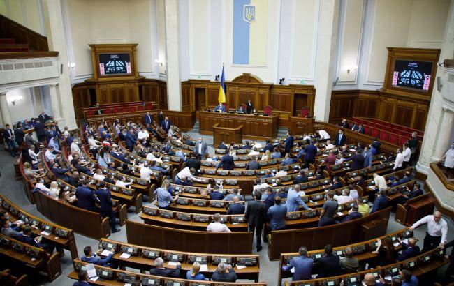 Рада возобновит прямые трансляции заседаний из-за изменения ситуации с безопасностью