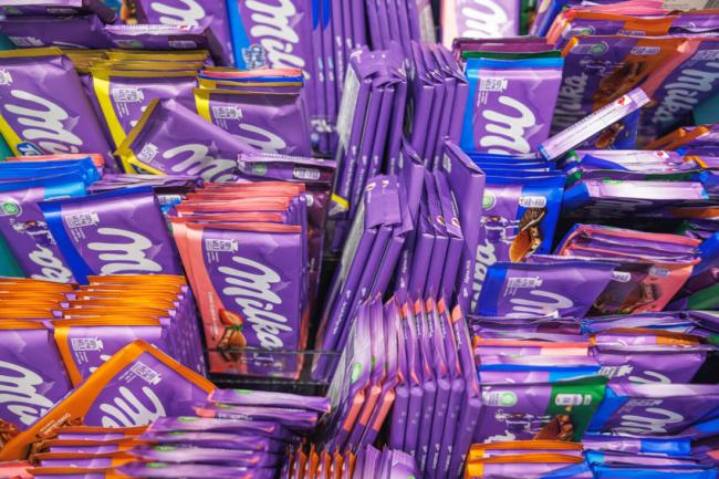 Производителя Milka будут судить в Германии за уменьшение веса шоколадки на десять граммов