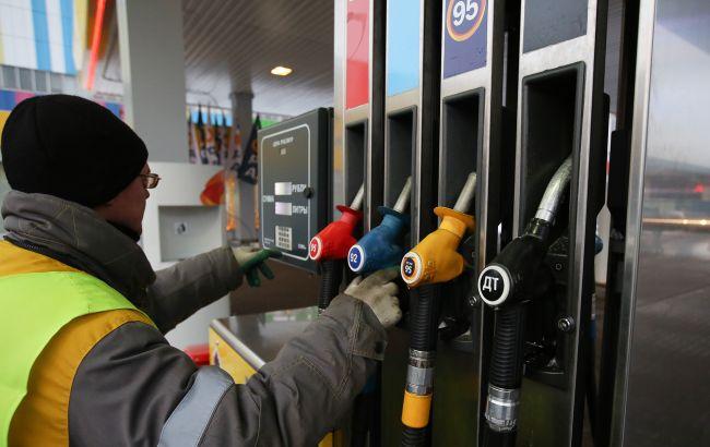 Топливный кризис в Крыму. Сколько Россия теряет от ударов по НПЗ