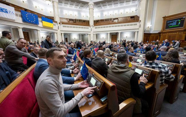 Рада провалила рассмотрение законопроектов, важных для ЕС и МВФ