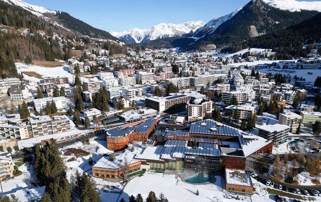 В Давосе лидеры ЕС отодвигают Украину на второй план из-за Гренландии