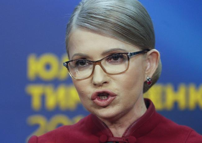 У Юлии Тимошенко прошли обыски по обвинению в коррупции