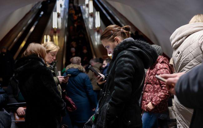 Большинство украинцев не верят в успех переговоров и против вывода ВСУ с Донбасса, - КМИС