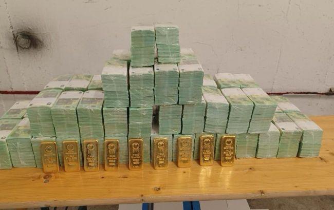 "Деньги не вернем": Венгрия назвала захват инкассаторов Ощада местью за "Дружбу"