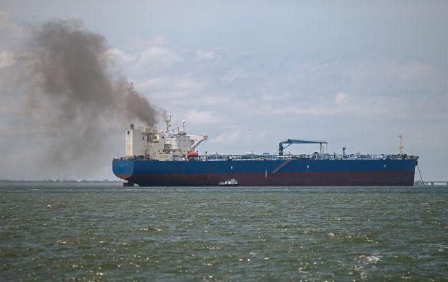 Первый танкер с нефтью прошел Ормузский пролив после блокады США