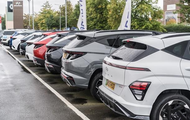 Названы самые популярные бензиновые авто апреля среди украинцев Названы самые популярные бензиновые авто апреля среди украинцев