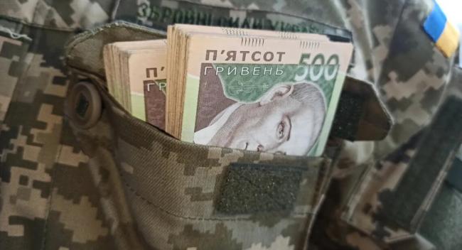 В Украине планируют увеличить зарплаты военных: Сырский рассказал, о какой сумме идет речь