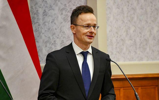 Правительство Мадьяра массово увольняет чиновников МИД, работавших с Сийярто