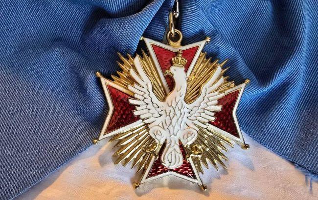 В Польше объяснили, почему не забрали орден у Шредера и Муссолини