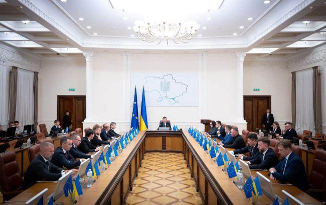Правительство отменило решение Кабмина Свириденко по бронированию