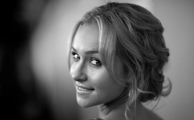 Умерла Хайден Панеттьери - звезда "Героев" и бывшая невеста Кличко